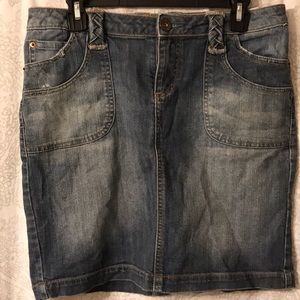 An Arizona Jean skirt.